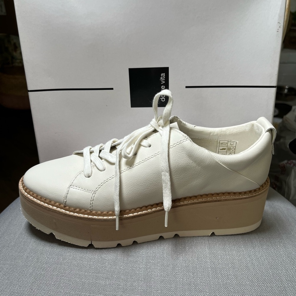 New! Dolce Vita Cream Platform Sneakers size 10